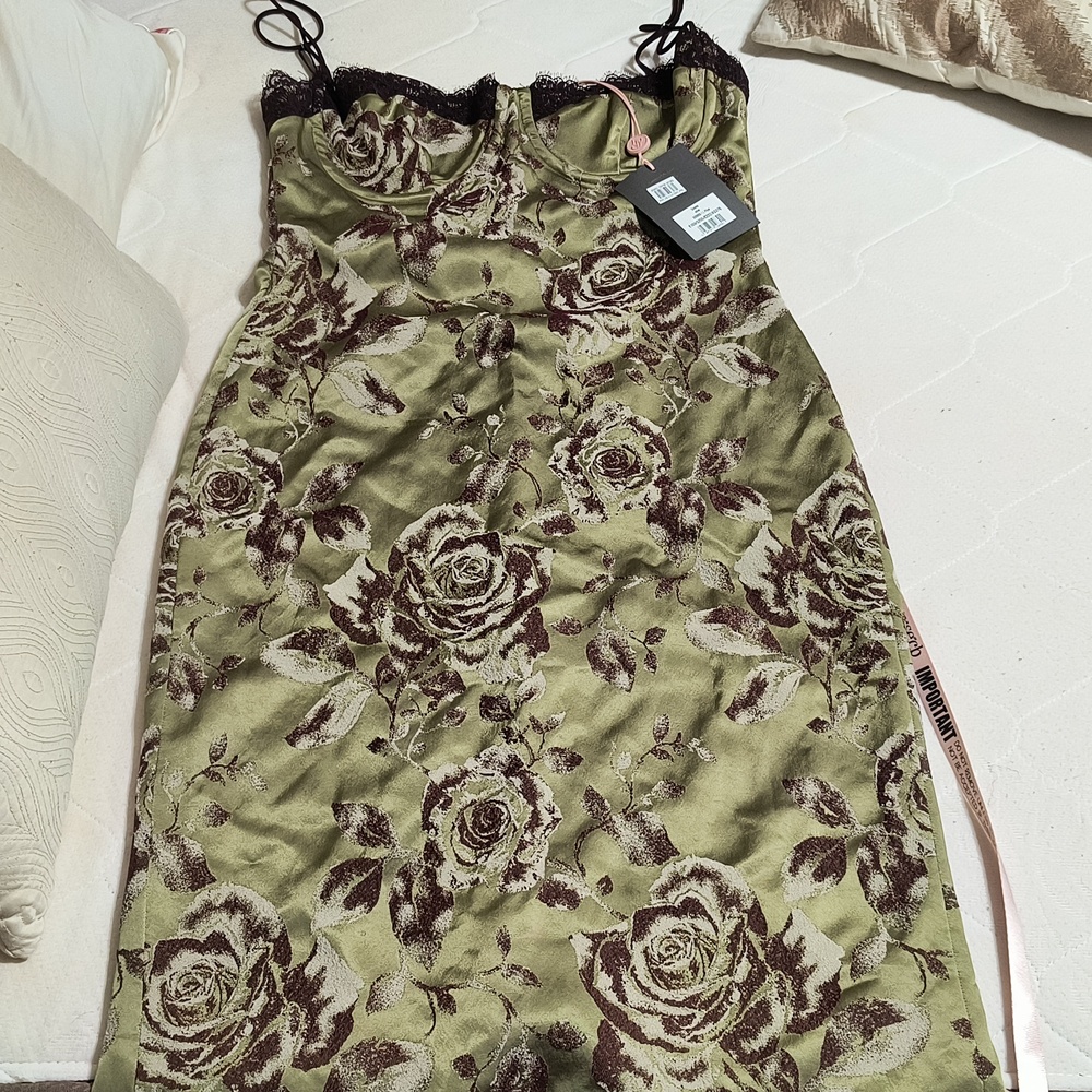 HOUSE OF CB BRAND NEW CASSIA MIDI DRESS